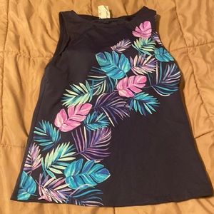 Lands End bathing suit top size 6